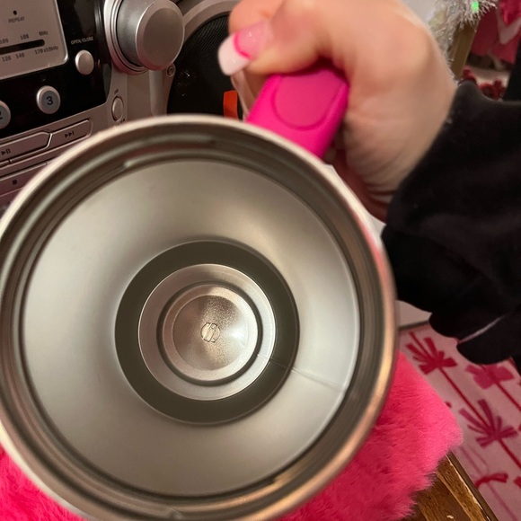 Stanley Camellia Gradient 40oz - Picture 4 of 10